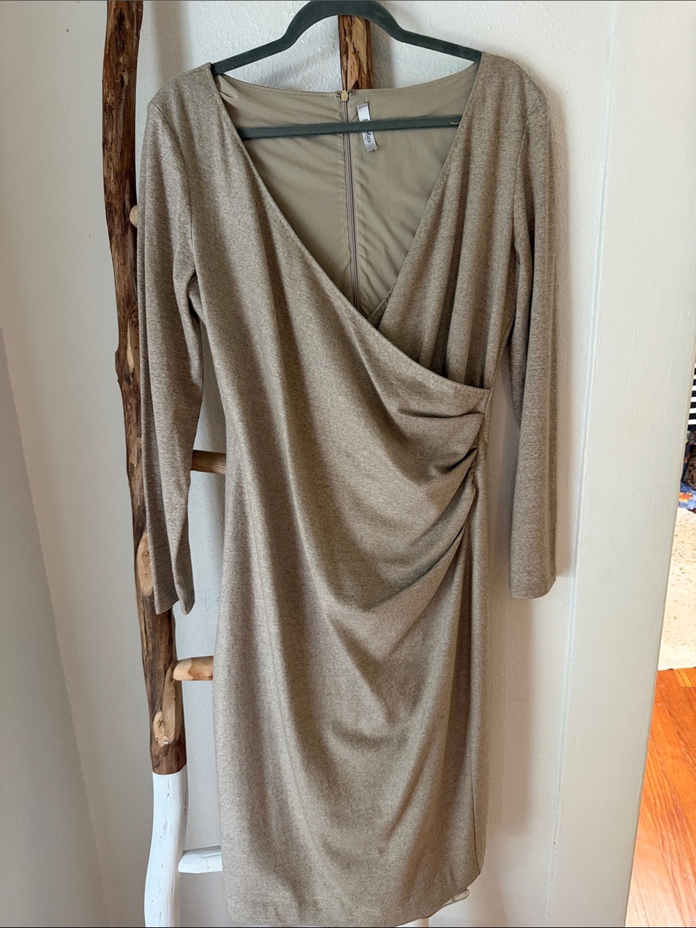 Max Mara Designer Luxury Tan Taupe Virgin Wool Surplice Long Sleeve V-neck Dress